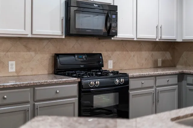 $245,000 | 18627 White BarnWood, Cypress, TX 77433