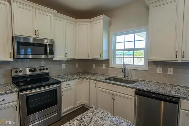 $2,700 | 319 Pearl Moss Lane, Kathleen, GA 31047