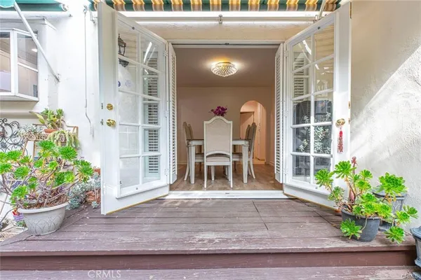 $5,550 | 2313 Hollister Terrace, Glendale, CA 91206