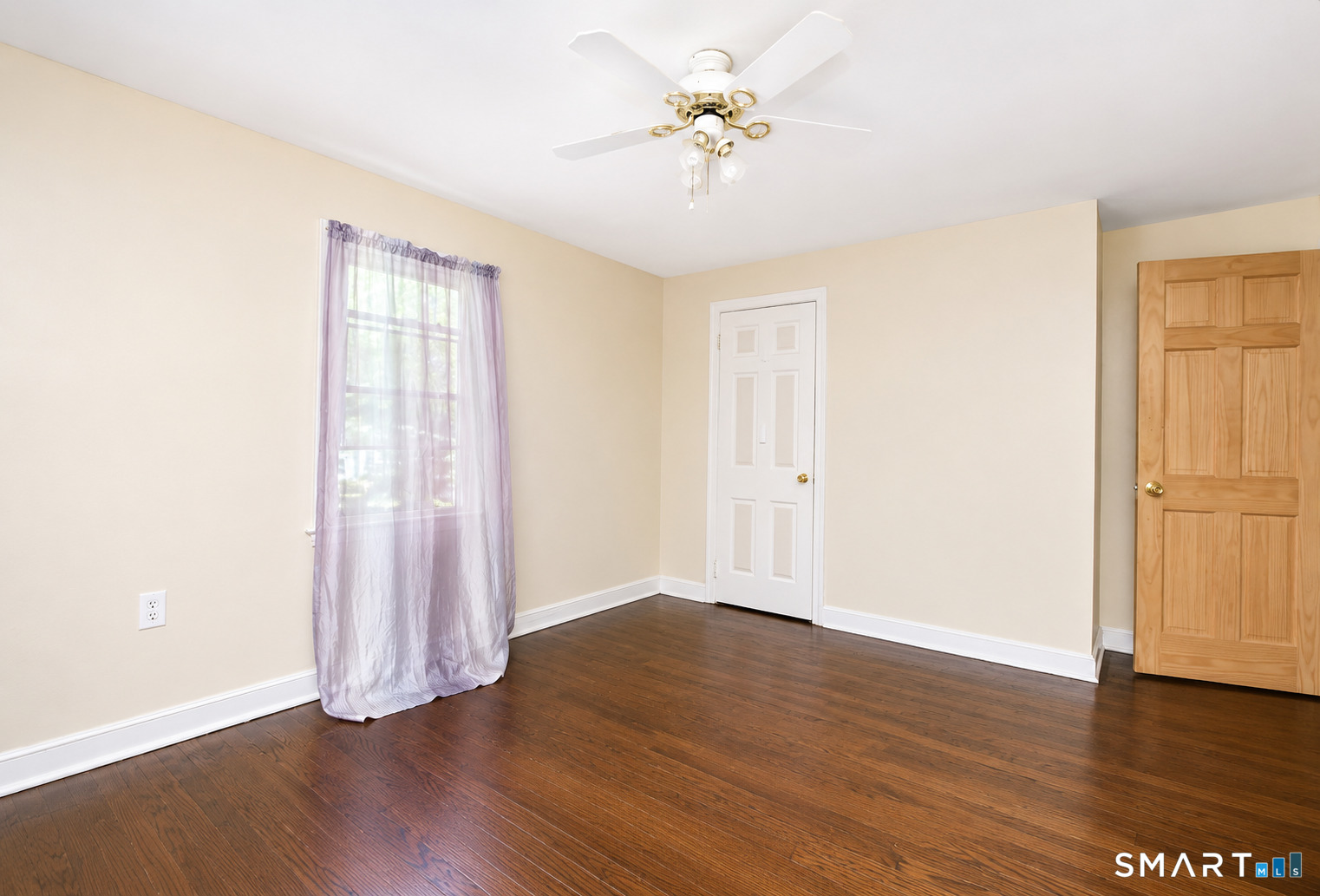 242 Victoria Road Hartford, CT 06114 - Photo 23 of 34