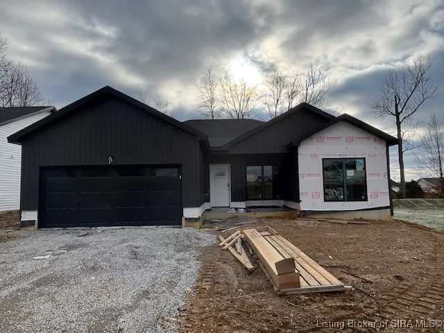 $304,900 | 2028 Fairview Farm Drive, Memphis, IN 47143