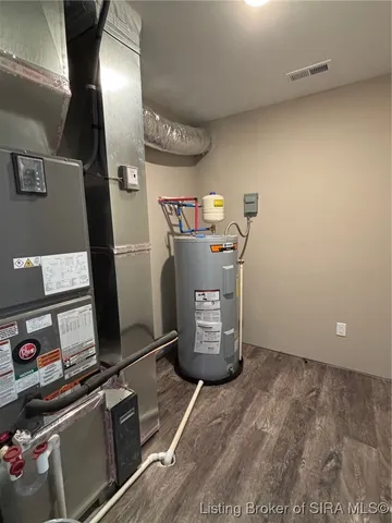 $304,900 | 2028 Fairview Farm Drive, Memphis, IN 47143