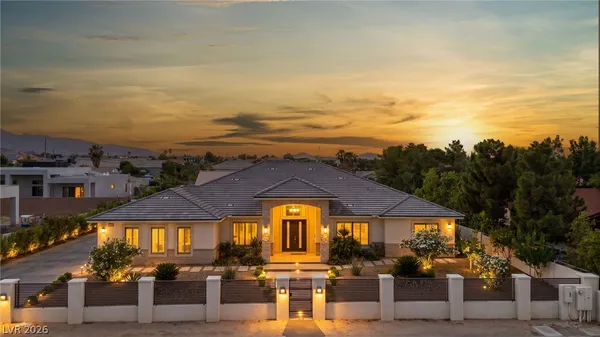 $1,650,000 | 3041 East Serene Avenue, Henderson, NV 89074