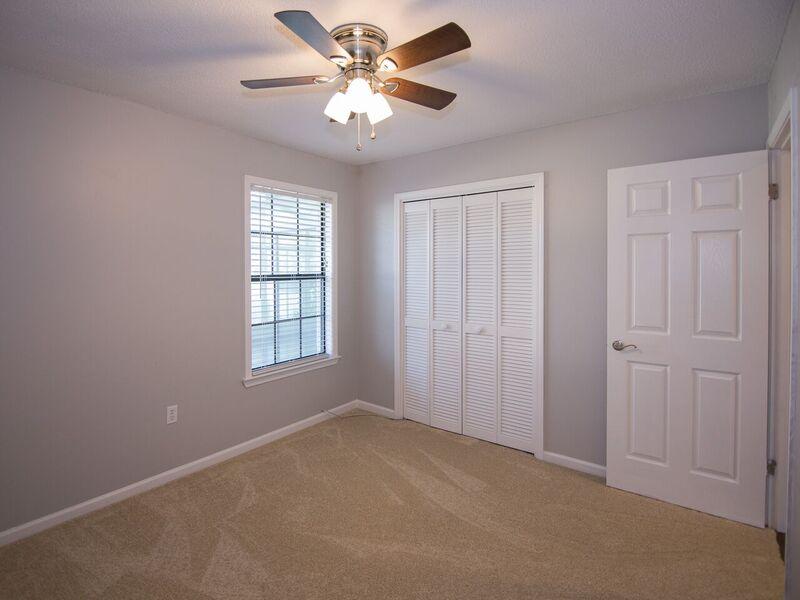 420 Oak Place Crestview, FL 32539 - Photo 14 of 32 Gallery Image 14