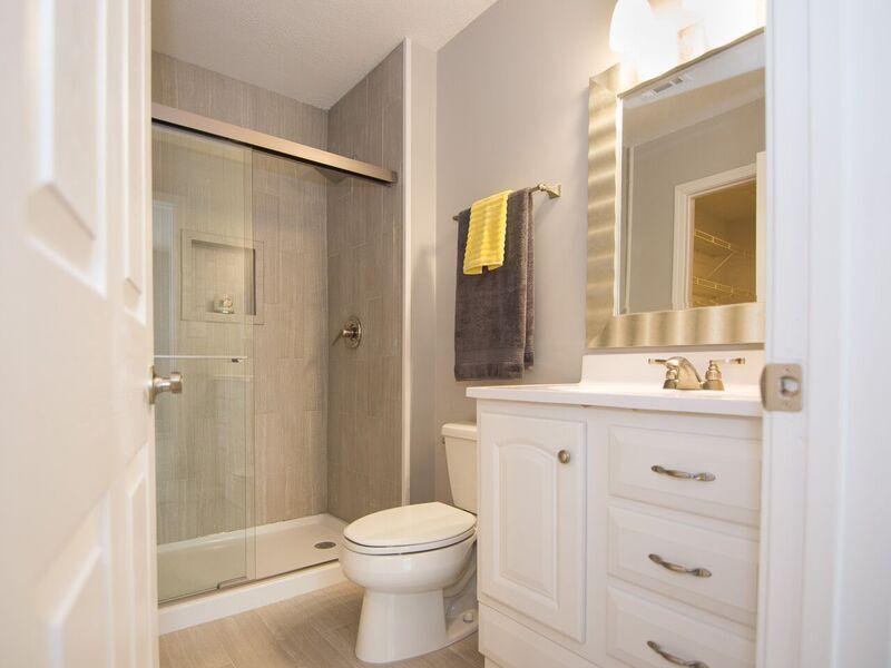 420 Oak Place Crestview, FL 32539 - Photo 16 of 32 Gallery Image 16