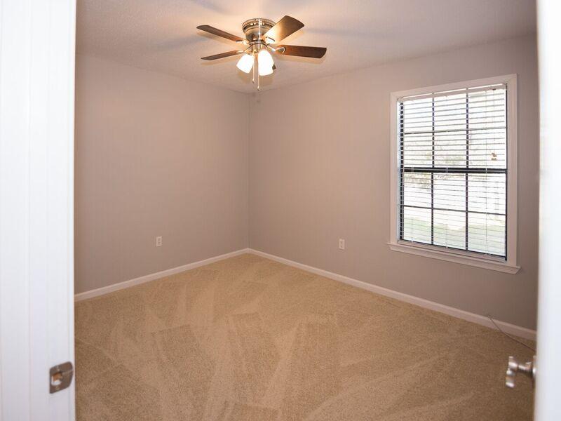 420 Oak Place Crestview, FL 32539 - Photo 18 of 32 Gallery Image 18