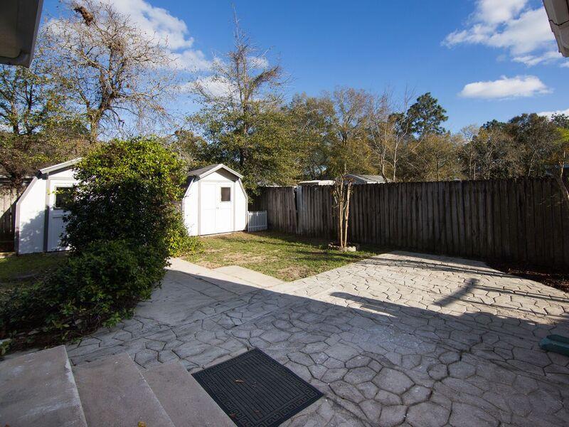 420 Oak Place Crestview, FL 32539 - Photo 27 of 32 Gallery Image 27