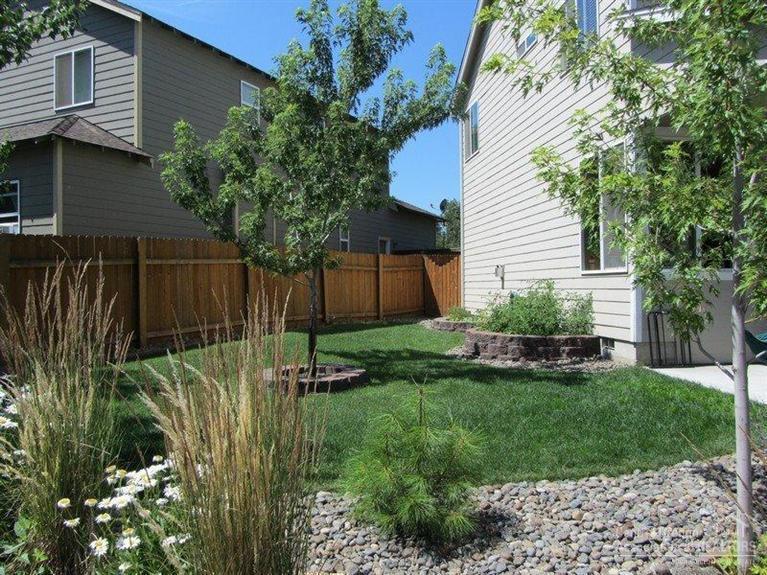 61546 Tall Tree Court Bend, OR 97702 - Photo 11 of 17 Additional Photo