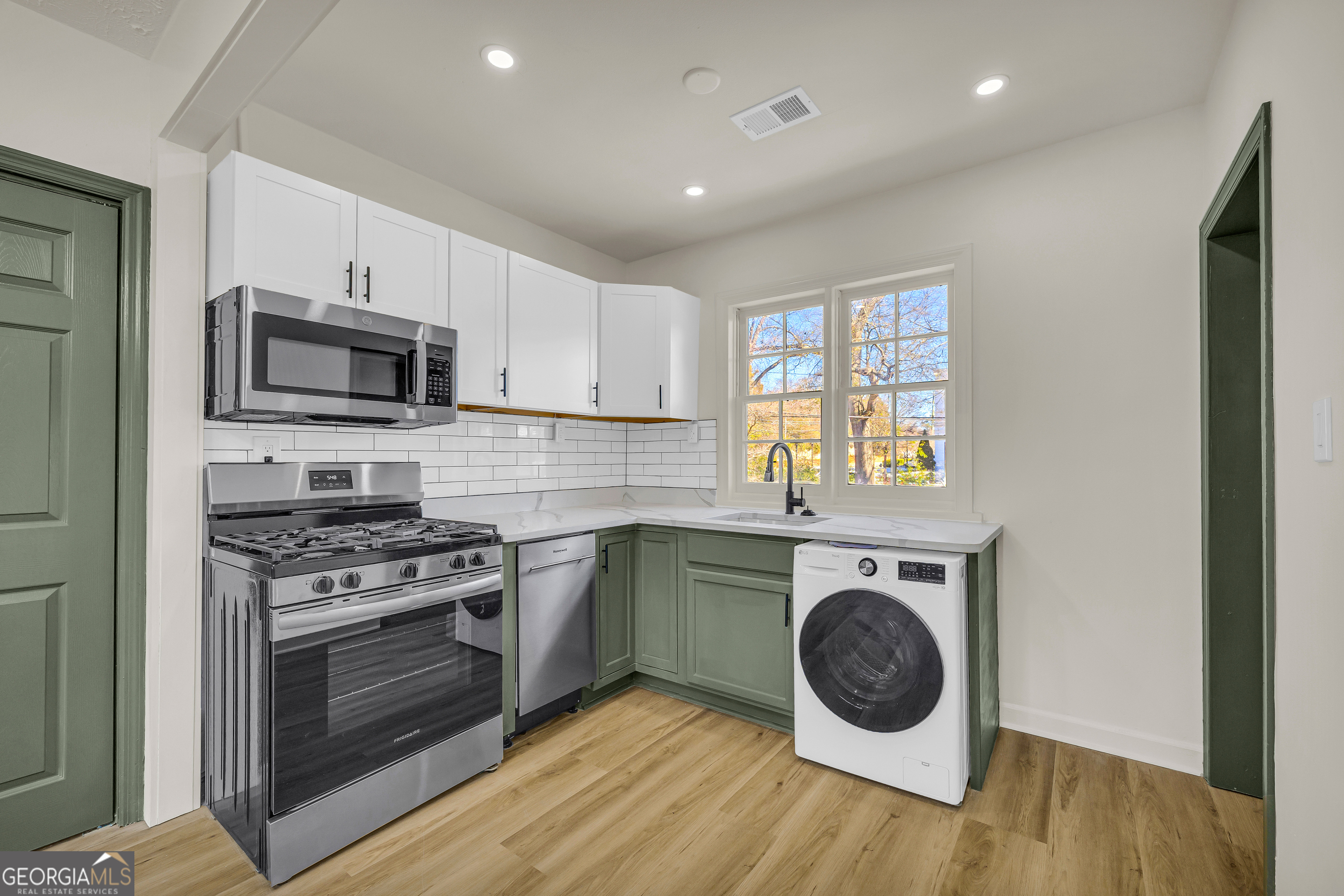 935 Baxter Street, Unit 3 Athens, GA 30605 - Photo 10 of 37