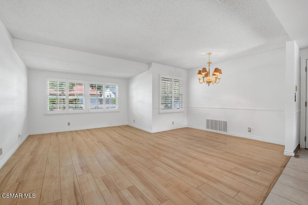 1278 Rambling Road Simi Valley, CA 93065 - Photo 19 of 76