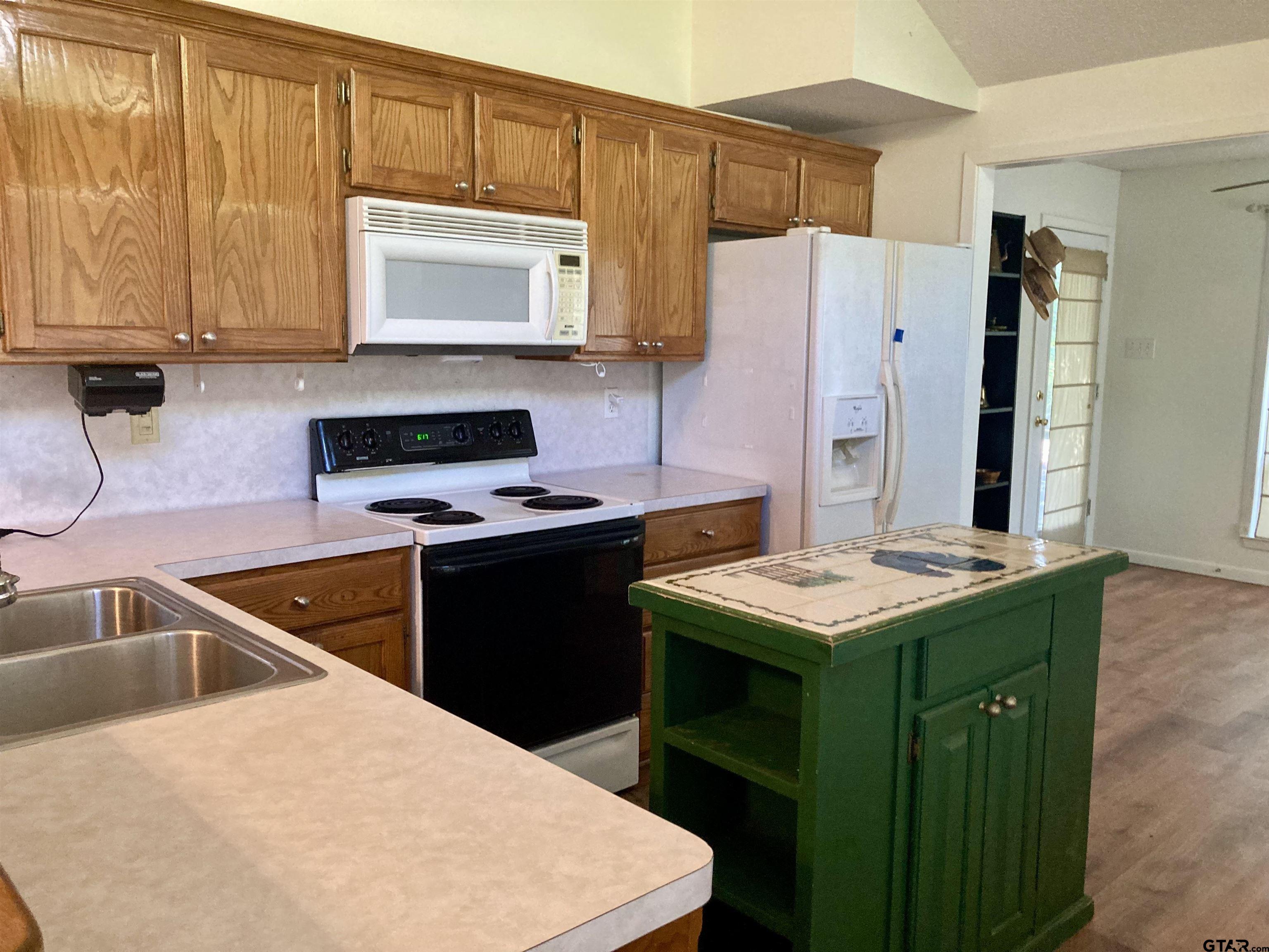 371 Wildwood Trail Holly Lake Ranch, TX 75765 - Photo 28 of 32