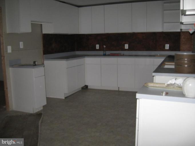 New Counters & Cabinets