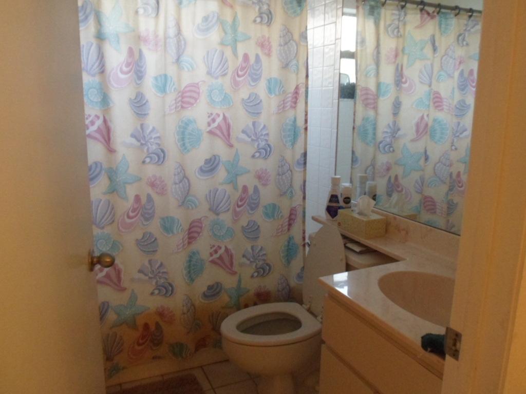 6262 Adams Street Jupiter, FL 33458 - Photo 12 of 15 011
