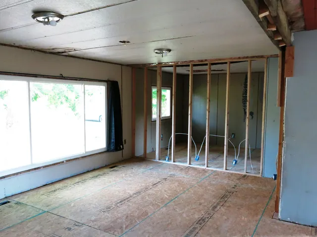 $89,900 | 141 West Union City Road, Union City, MI 49094