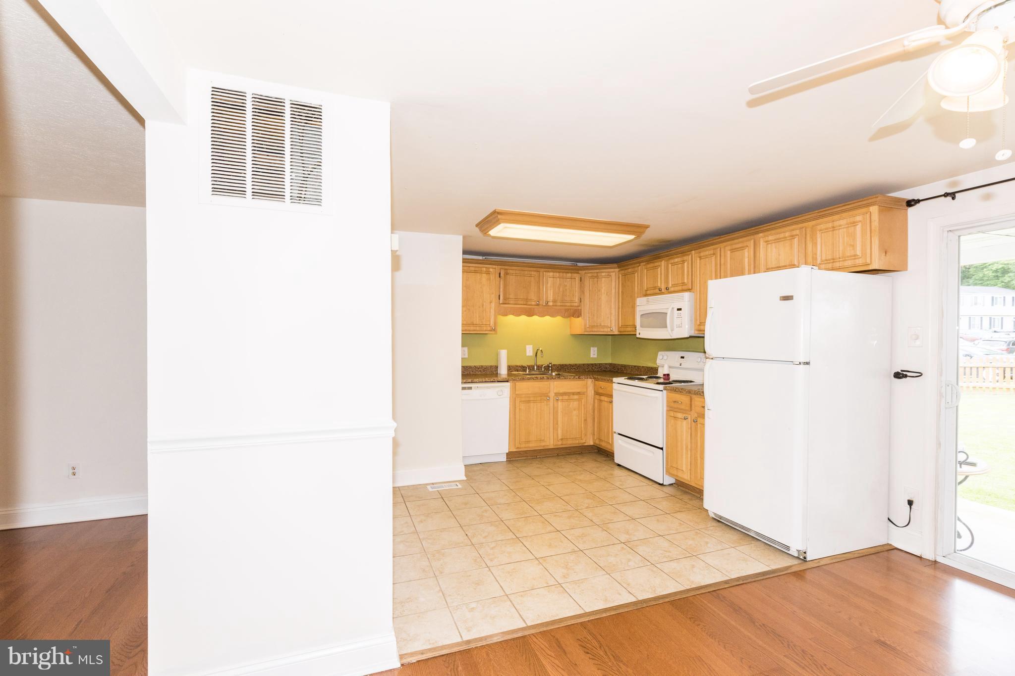 8618 Manorfield Road Baltimore, MD 21236 - Photo 10 of 30 Interior (General)