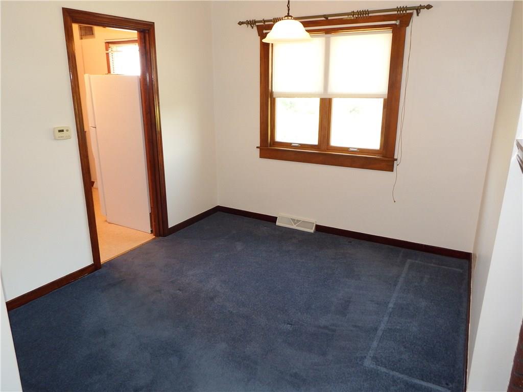 9 Herbst Road Coraopolis, PA 15108 - Photo 6 of 25 Gallery Image 6