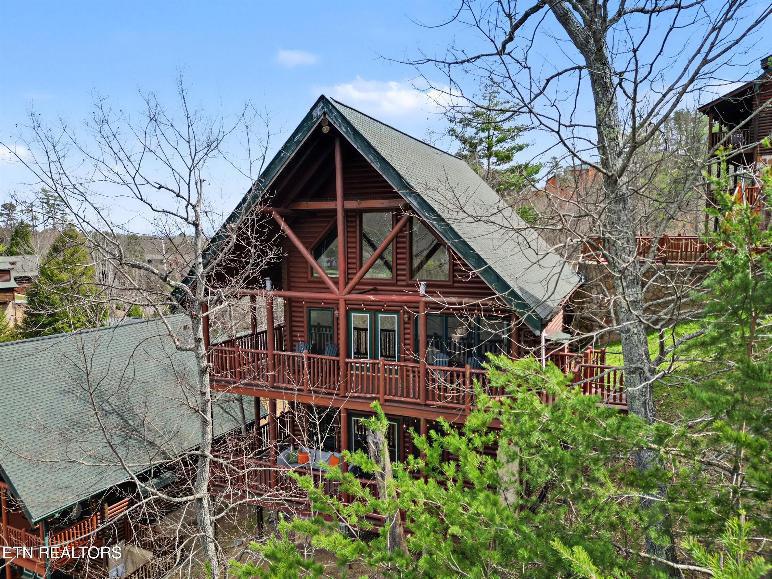 1723 Summit View Way Sevierville, TN 37862 - Photo 2 of 58 2_11