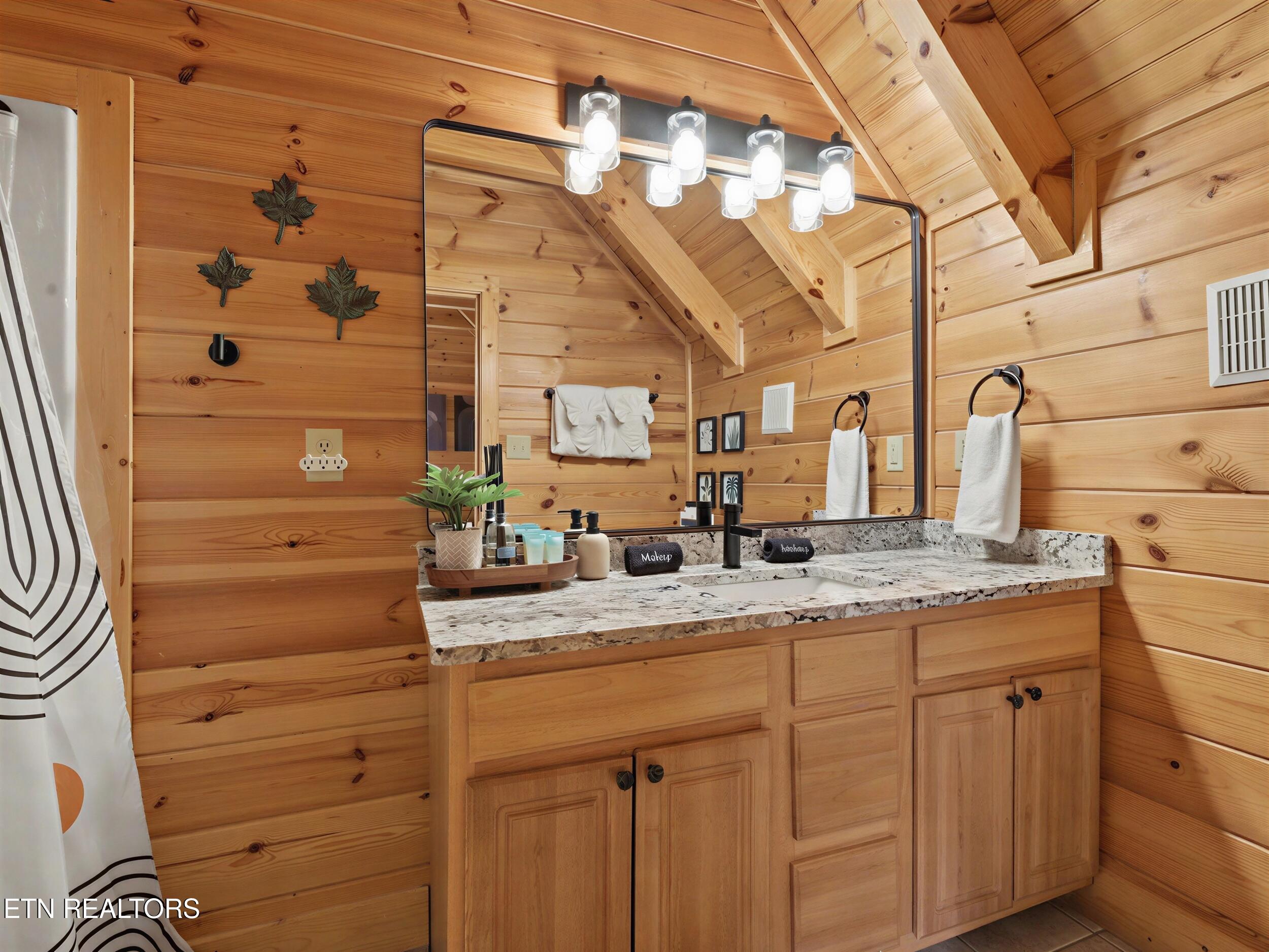 1723 Summit View Way Sevierville, TN 37862 - Photo 29 of 58 25_40