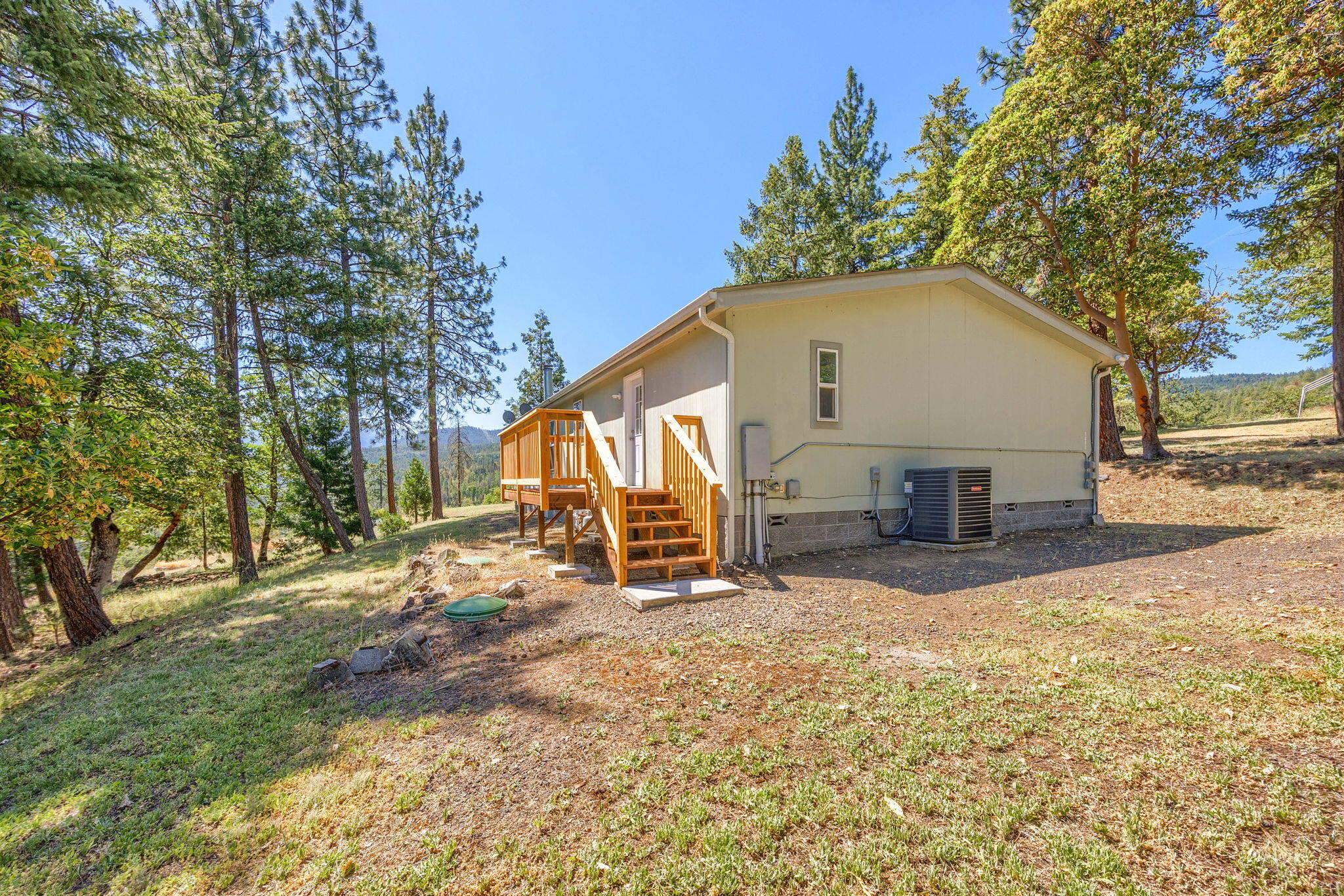 8080 East Antelope Road Eagle Point, OR 97524 - Photo 27 of 35 Apx8080EA (14)