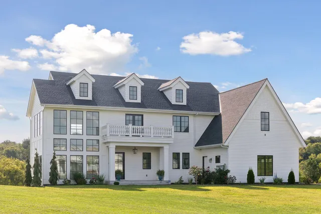 $2,800,000 | 6695 McKown Court, Independence, MN 55359