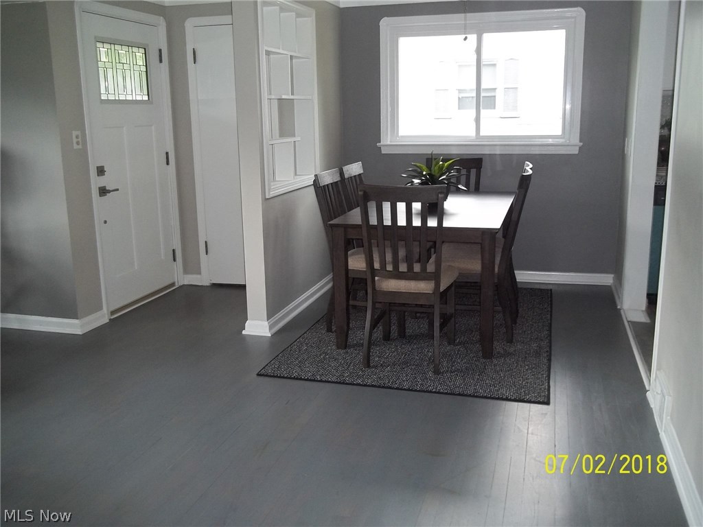 5502 Hauserman Road Cleveland, OH 44130 - Photo 2 of 24