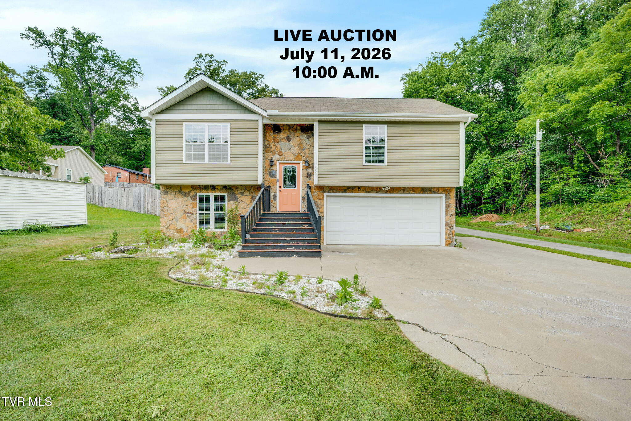 1603 Lone Oak Road Johnson City, TN 37604 - Photo 1 of 36 Auction
