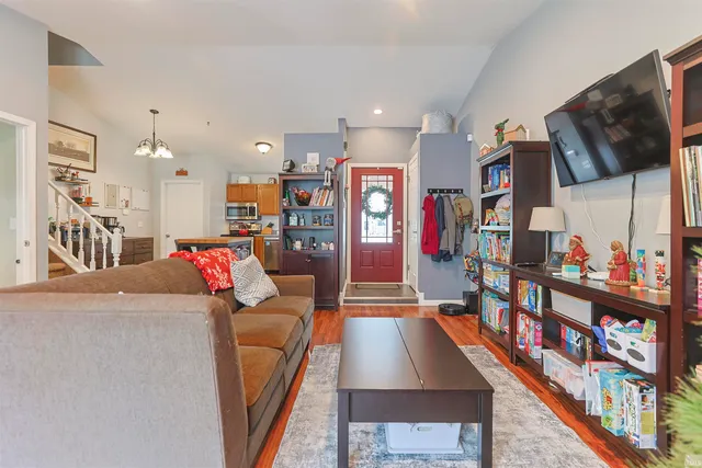 $259,900 | 813 Lovechio Drive, Mishawaka, IN 46544