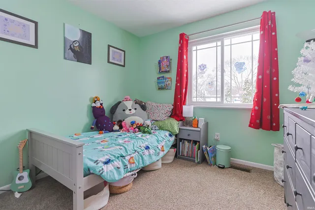 $259,900 | 813 Lovechio Drive, Mishawaka, IN 46544