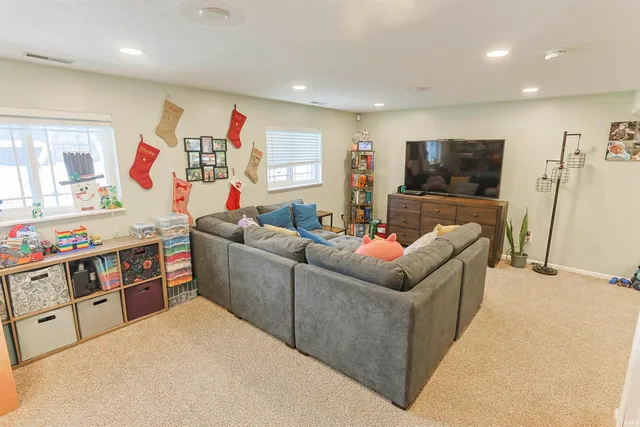 $259,900 | 813 Lovechio Drive, Mishawaka, IN 46544