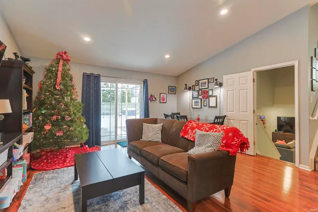 $259,900 | 813 Lovechio Drive, Mishawaka, IN 46544