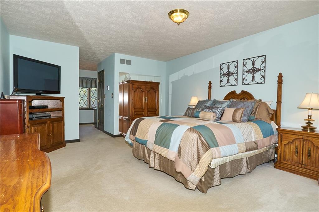 1217 Ridgeview Court Avon, IN 46123 - Photo 16 of 32