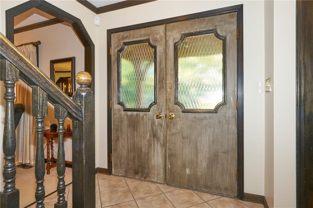 1217 Ridgeview Court Avon, IN 46123 - Photo 3 of 32