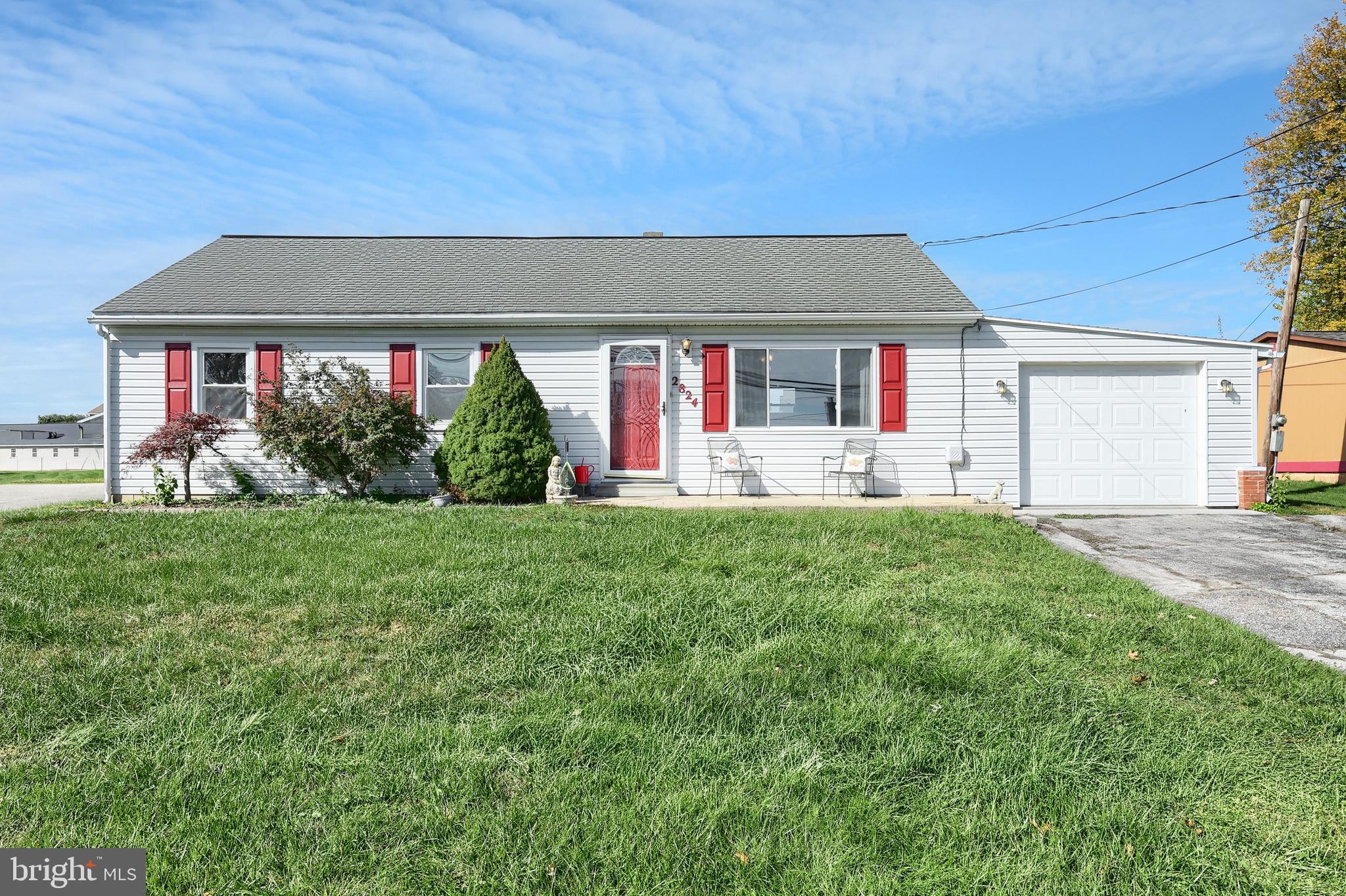 2824 Oakland Road Dover, PA 17315 - Photo 3 of 29 Gallery Image 3