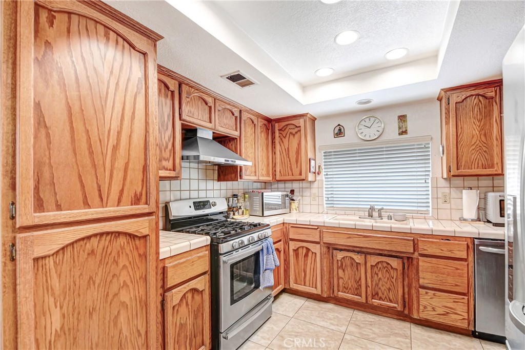 3871 Roxbury Drive Hemet, CA 92545 - Photo 5 of 11 Gallery Image 5
