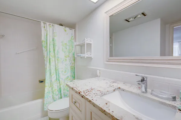 $5,500 | 50 Celestial Way, Unit 8E, Juno Beach, FL 33408