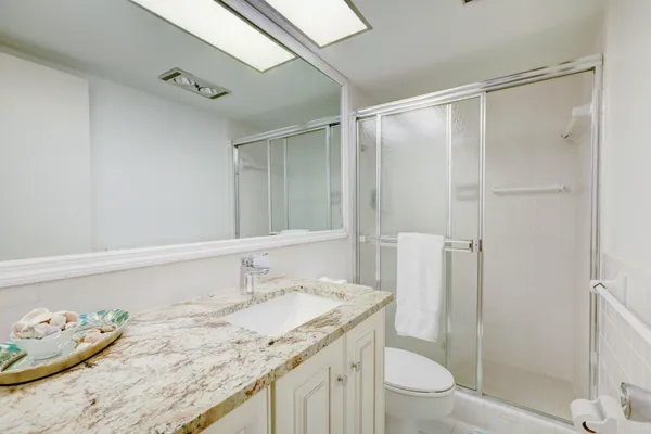 $5,500 | 50 Celestial Way, Unit 8E, Juno Beach, FL 33408