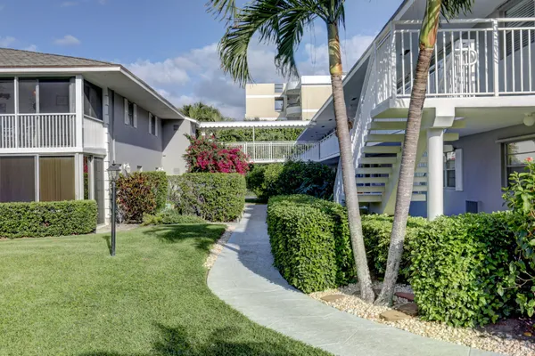 $5,500 | 50 Celestial Way, Unit 8E, Juno Beach, FL 33408