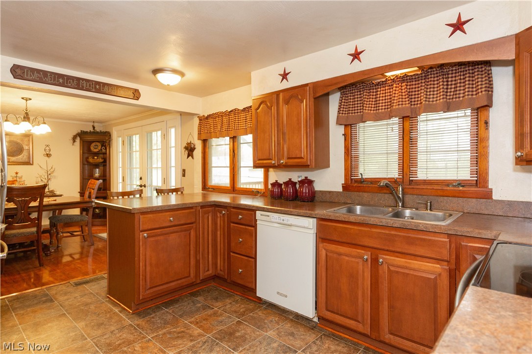 2008 Tryon Road Ashtabula, OH 44004 - Photo 11 of 30