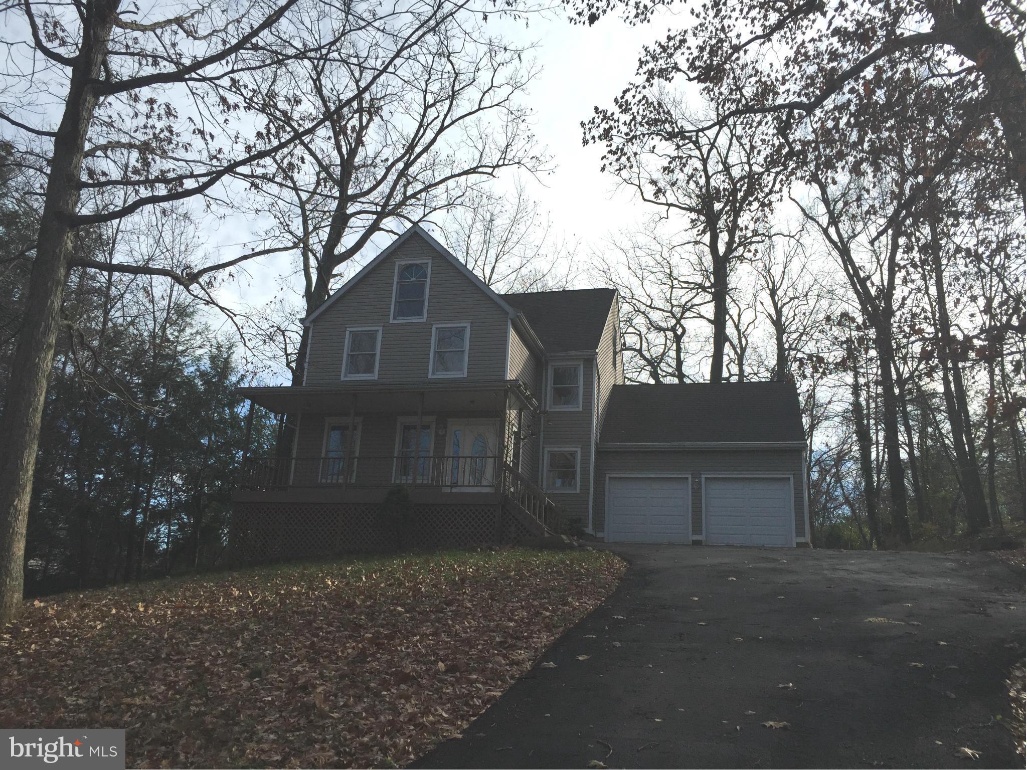 975 Shore Acres Road Arnold, MD 21012 - Photo 1 of 17 Exterior (Front)