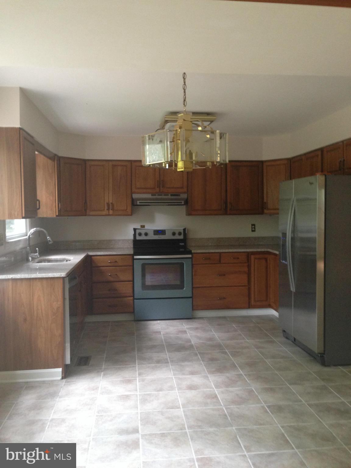 975 Shore Acres Road Arnold, MD 21012 - Photo 9 of 17 Kitchen