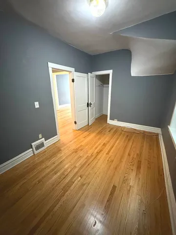 $2,200 | 2526 West Gunnison Street, Unit 2, Chicago, IL 60625