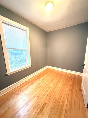 $2,200 | 2526 West Gunnison Street, Unit 2, Chicago, IL 60625