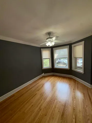 $2,200 | 2526 West Gunnison Street, Unit 2, Chicago, IL 60625