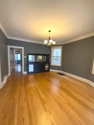 $2,200 | 2526 West Gunnison Street, Unit 2, Chicago, IL 60625