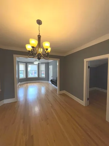 $2,200 | 2526 West Gunnison Street, Unit 2, Chicago, IL 60625