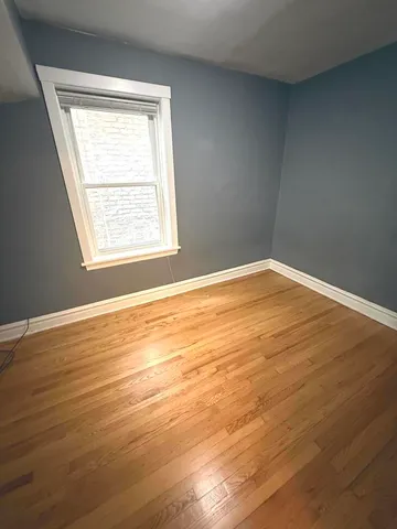 $2,200 | 2526 West Gunnison Street, Unit 2, Chicago, IL 60625