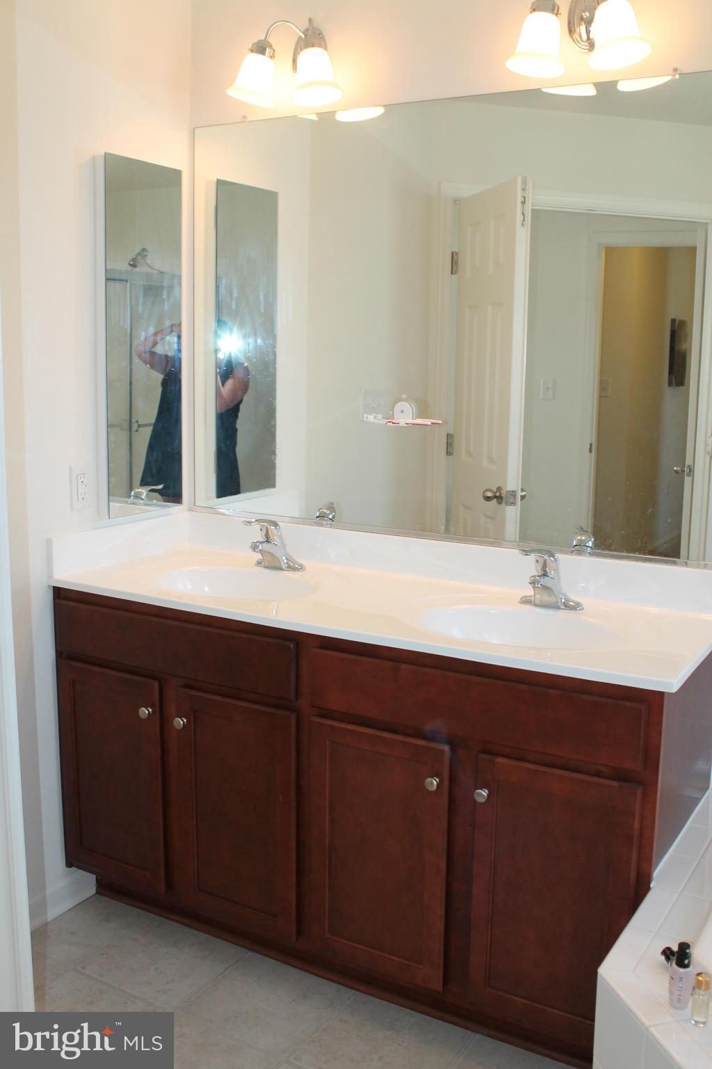 62 Shelby Road Inwood, WV 25428 - Photo 17 of 30 Bath (Master)