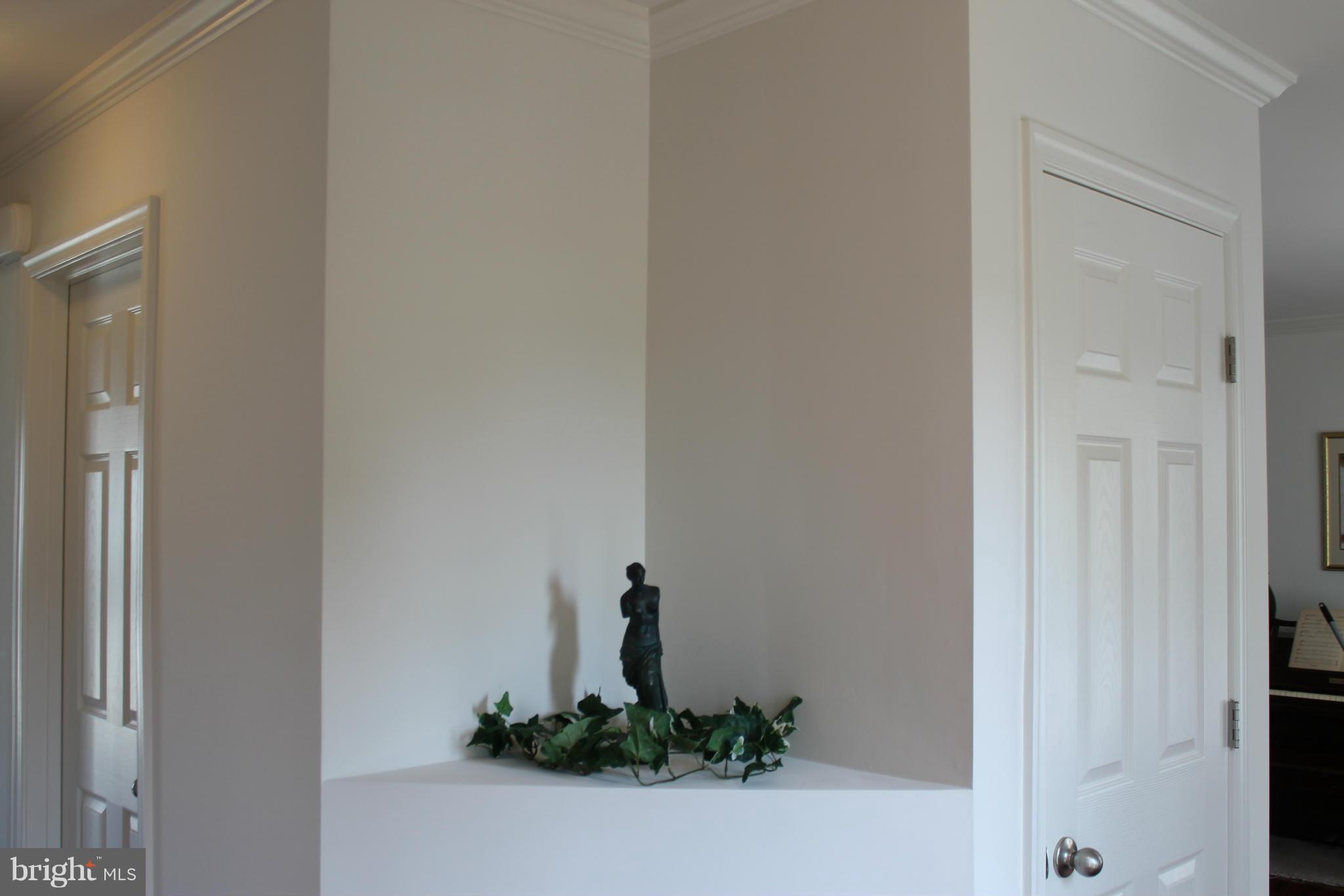 62 Shelby Road Inwood, WV 25428 - Photo 4 of 30 Interior (General)