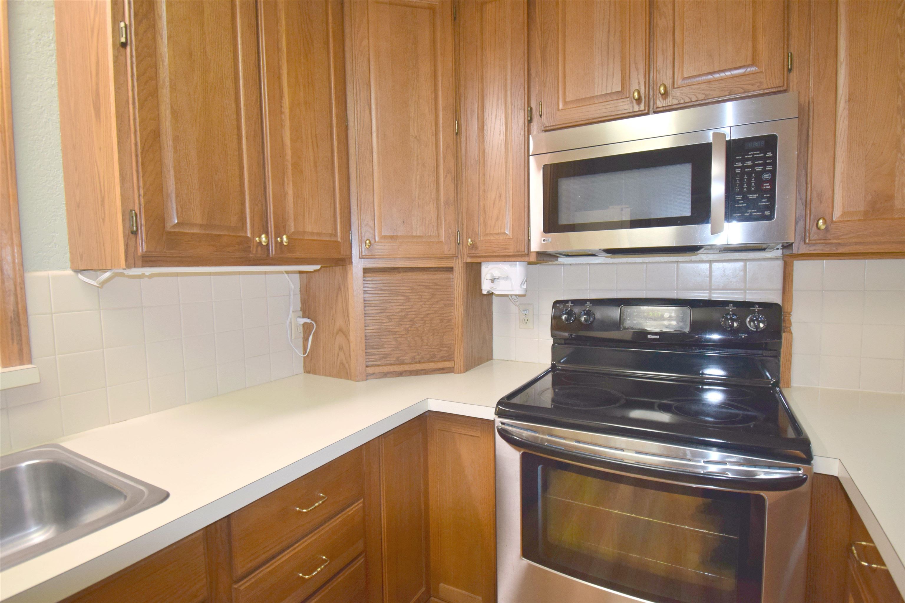 301 John R Street Clare, MI 48617 - Photo 20 of 69 1926622-230d206f-ca74-4f54-ad14-b880356204d8.JPG