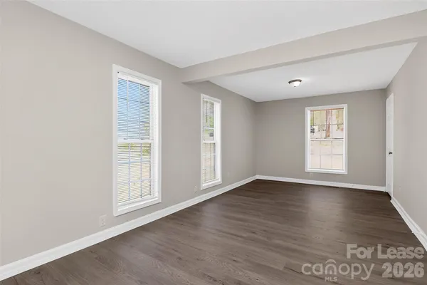 $1,725 | 308 Caroline Avenue, Lowell, NC 28098